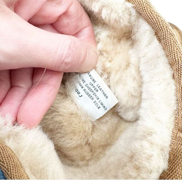 UGG Classic Tall Chestnut Brown Leather Sheepskin Winter Boots Womens Size 8 - Picture 9 of 10